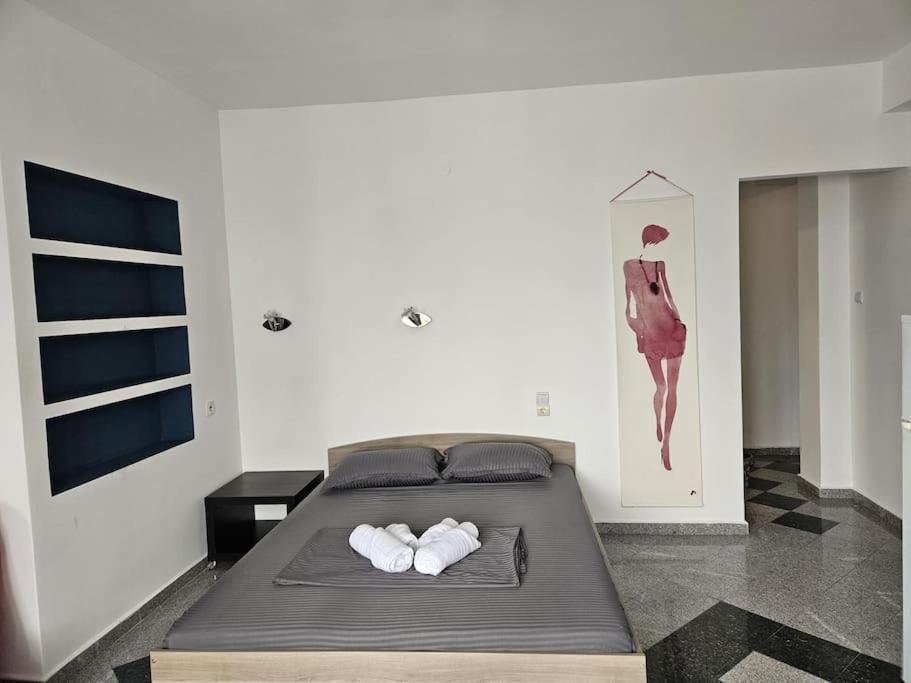 Nice Studio In The Heart Of City Bukarest Exterior foto